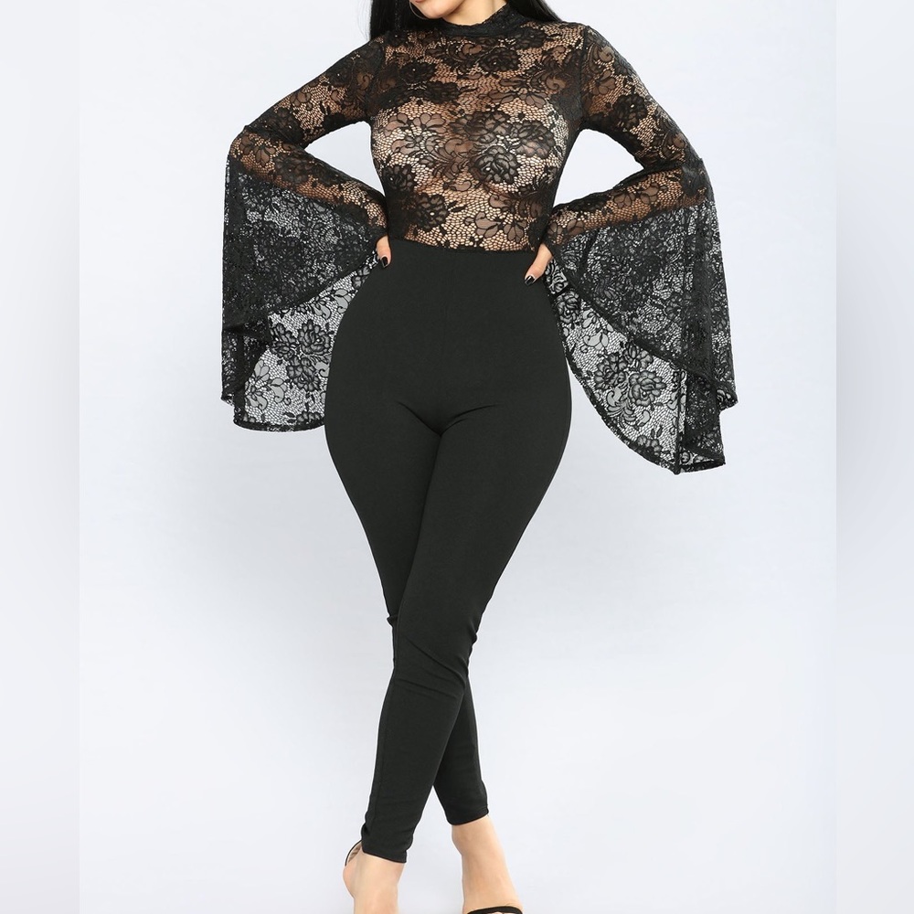 FAME MONSTER LACE JUMPSUIT